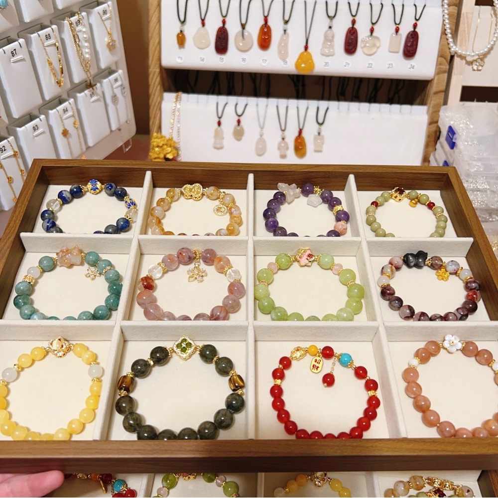 （04-29） Handmade bracelets for live show